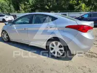 2012 Hyundai Elantra фото