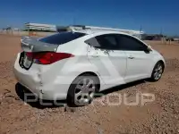 2012 Hyundai Elantra photo