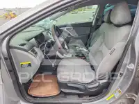2012 Hyundai Elantra photo