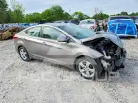 2012 Hyundai Elantra photo