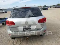 2012 Volkswagen Touareg фото