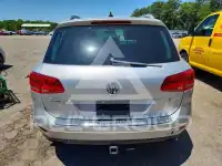 2012 Volkswagen Touareg photo