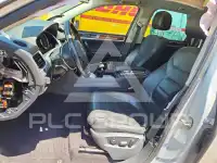 2012 Volkswagen Touareg photo