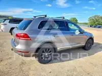 2012 Volkswagen Touareg фото