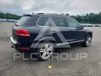 2012 Volkswagen Touareg photo