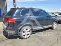 2012 Volkswagen Touareg фото