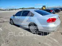 2012 Volkswagen Passat фото
