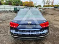 2012 Volkswagen Passat photo