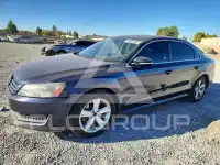 2012 Volkswagen Passat photo
