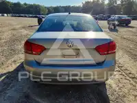 2012 Volkswagen Passat фото