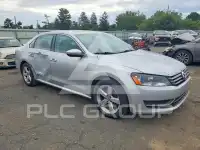 2012 Volkswagen Passat photo