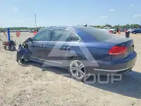 2012 Volkswagen Passat photo