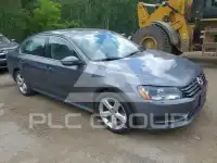 2012 Volkswagen Passat photo