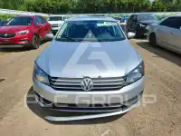 2012 Volkswagen Passat photo