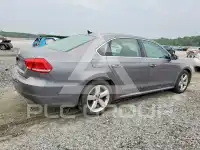 2012 Volkswagen Passat photo