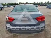 2012 Volkswagen Passat photo