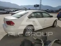2012 Volkswagen Passat photo