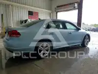 2012 Volkswagen Passat фото