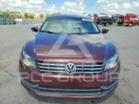 2012 Volkswagen Passat photo