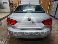 2012 Volkswagen Passat photo