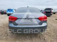 2012 Volkswagen Passat photo