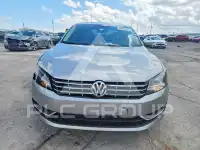 2012 Volkswagen Passat фото
