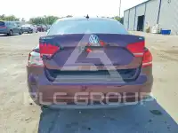 2012 Volkswagen Passat фото