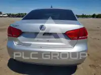2012 Volkswagen Passat photo
