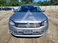 2012 Volkswagen Passat photo