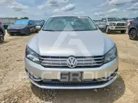 2012 Volkswagen Passat фото