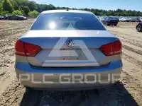 2012 Volkswagen Passat photo