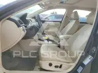 2012 Volkswagen Passat photo