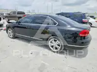 2012 Volkswagen Passat фото