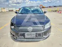 2012 Volkswagen Passat фото