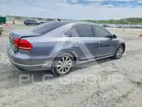 2012 Volkswagen Passat photo