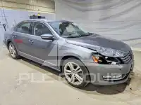 2012 Volkswagen Passat photo
