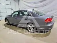 2012 Volkswagen Passat photo