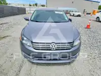 2012 Volkswagen Passat photo