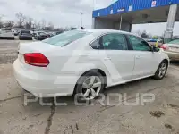 2012 Volkswagen Passat photo