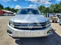 2012 Volkswagen Tiguan фото