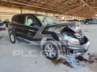 2012 Volkswagen Tiguan фото