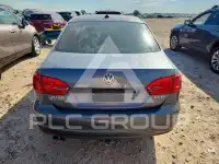 2012 Volkswagen Jetta photo