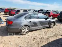 2012 Volkswagen Jetta photo