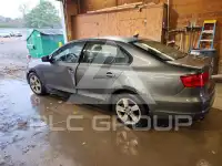 2012 Volkswagen Jetta photo