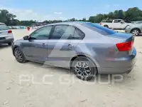 2012 Volkswagen Jetta photo