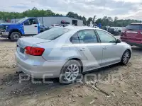 2012 Volkswagen Jetta photo