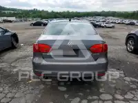 2012 Volkswagen Jetta photo