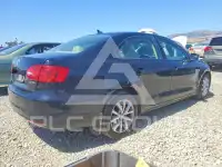 2012 Volkswagen Jetta photo