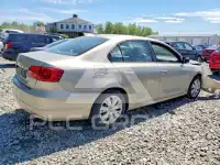 2012 Volkswagen Jetta photo