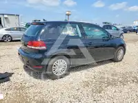 2012 Volkswagen GOLF photo